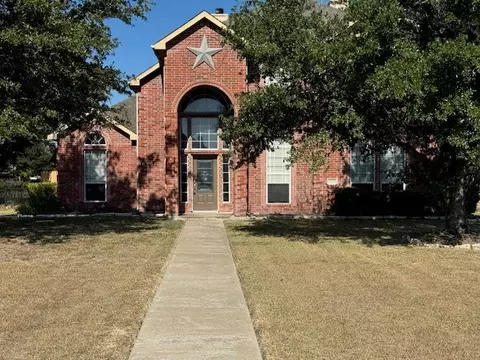 1030 Ruidoso Downs Dr, Talty, TX 75160