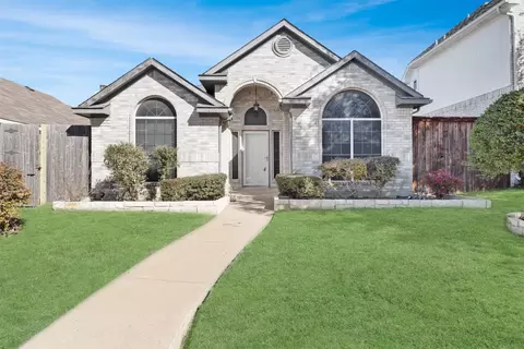 1409 Brookfield Dr, Rowlett, TX 75089