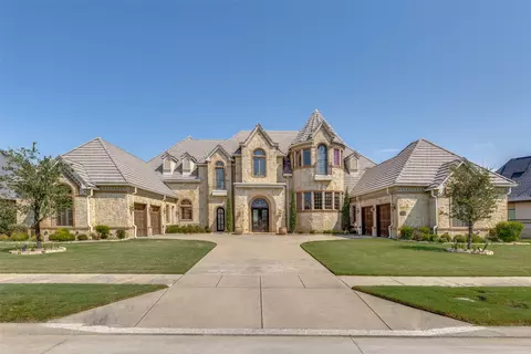2032 Courtland Dr, Frisco, TX 75034