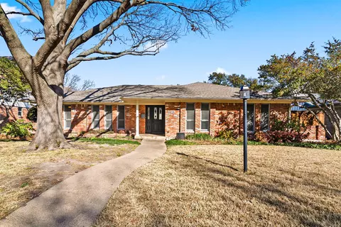 9923 Milltrail Dr, Dallas, TX 75238