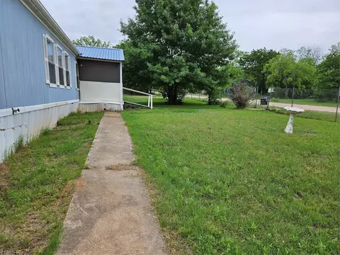 5714 Arkansas Trl, Granbury, TX 76048