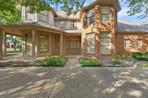 5003 Briargrove Ln, Dallas, TX 75287