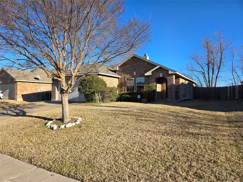 54 Larkspur Dr, Royse City, TX 75189