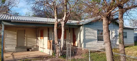 1405 8 12 St, Mineral Wells, TX 76067