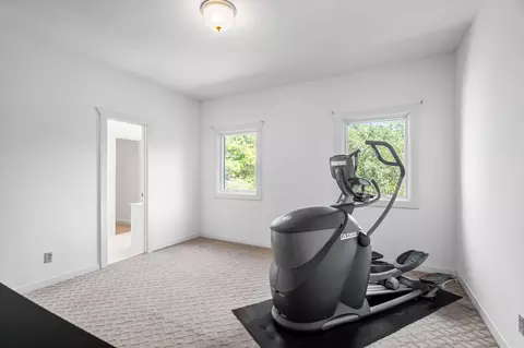 Bedroom - 1097 E Hickory Hill Rd, Argyle, TX 76226 photo 3 of 8