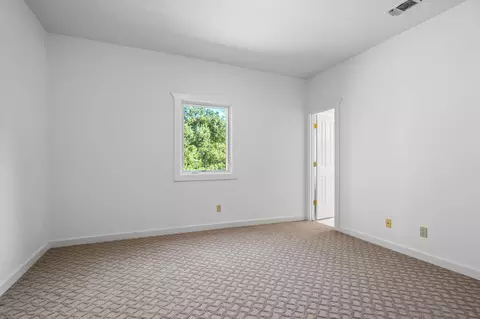 Bedroom - 1097 E Hickory Hill Rd, Argyle, TX 76226 photo 4 of 8