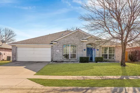 213 Meadow Lark Ln, Anna, TX 75409