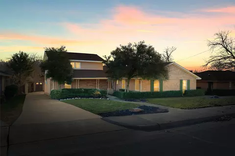 318 Park Ln, Duncanville, TX 75116