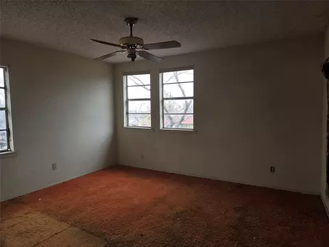 Bedroom - 4534 Moler St, Dallas, TX 75211 photo 5 of 6