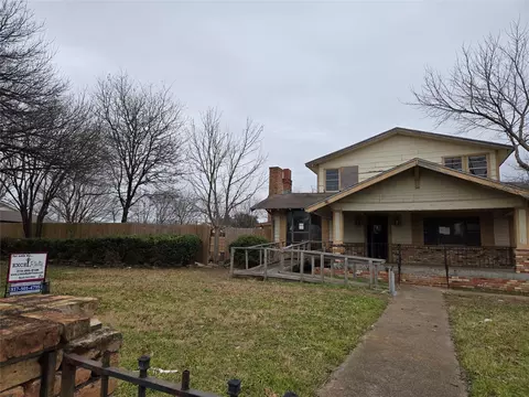 Exterior - 4534 Moler St, Dallas, TX 75211 photo 4 of 4