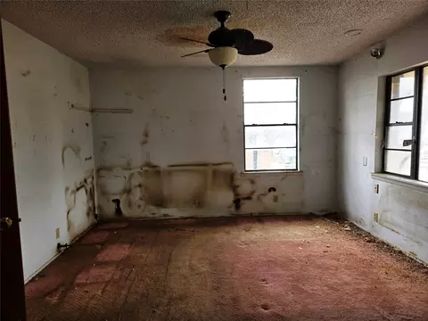 Bedroom - 4534 Moler St, Dallas, TX 75211 photo 1 of 6