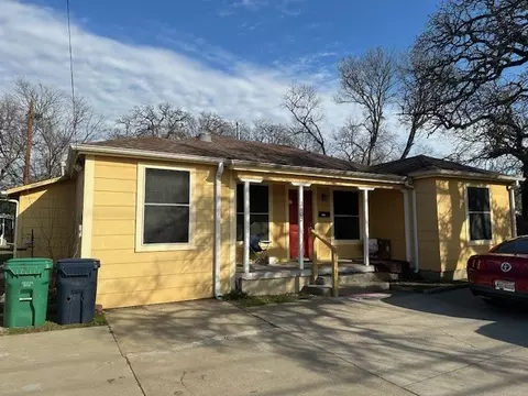 2101 W Hickory St #1-9, Denton, TX 76201