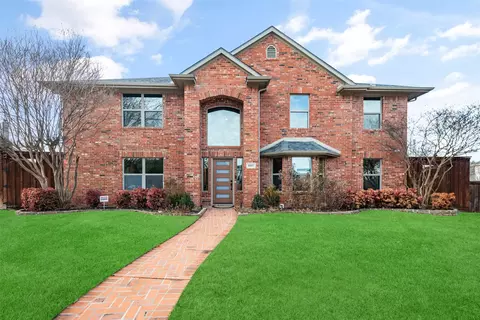 8221 Greenwood Dr, Plano, TX 75025
