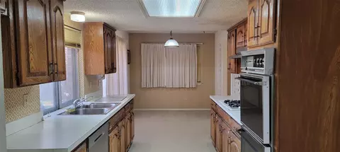 2105 E Collins Blvd, Richardson, TX 75081 photo 15
