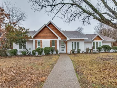 1131 Greenway Dr, Duncanville, TX 75137