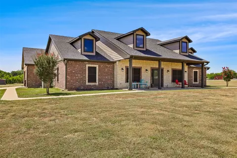 Exterior - 10099 Fm 1173, Krum, TX 76249 photo 9 of 10