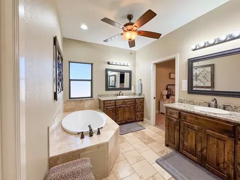 Bath - 10099 Fm 1173, Krum, TX 76249 photo 1 of 4