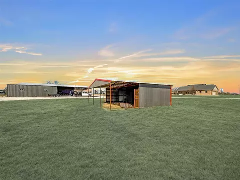 Exterior - 10099 Fm 1173, Krum, TX 76249 photo 10 of 10