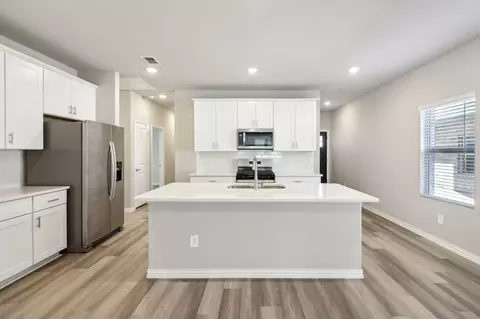 936 Summer Dr, Lavon, TX 75166