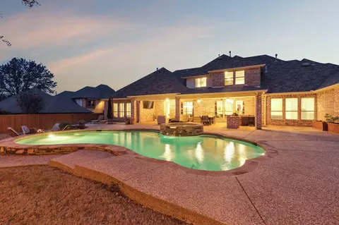 7003 Oxford Ct, Mckinney, TX 75072