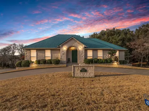 42266 Spyglass Dr, Whitney, TX 76692