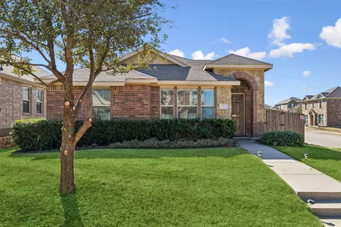 5861 Japonica St, Fort Worth, TX 76123