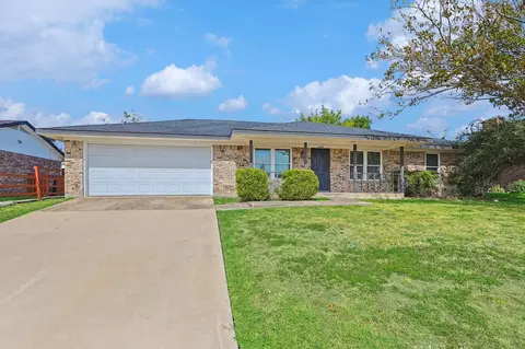 1418 El Camino Cir, Princeton, TX 75407