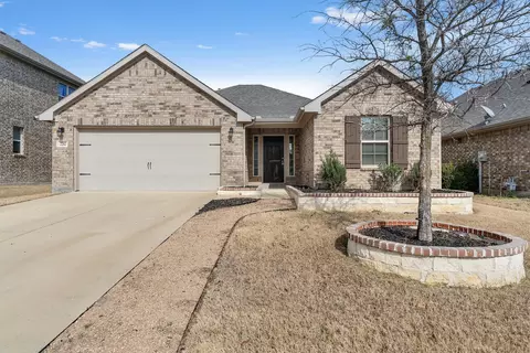2202 Perrymead Dr, Forney, TX 75126