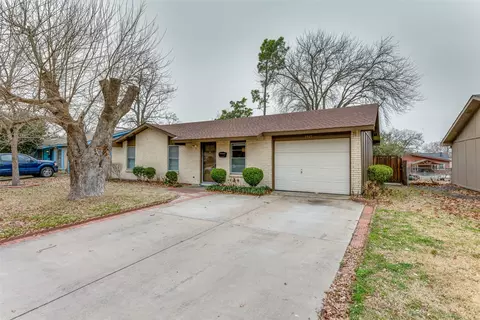3917 Providence Dr, Garland, TX 75043