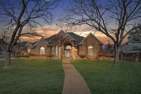 1504 Pecos Dr, Southlake, TX 76092
