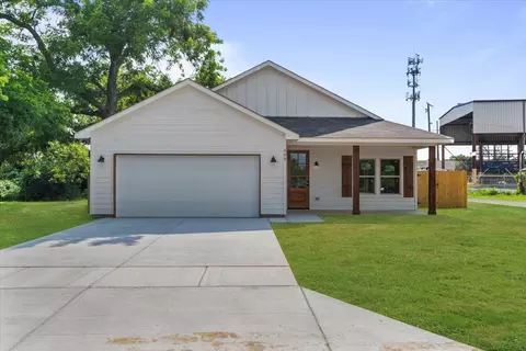 609 Colorado St, Cleburne, TX 76031