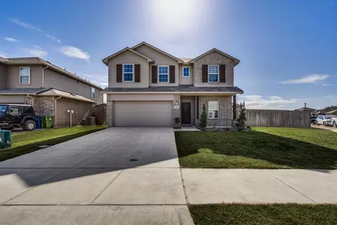 317 Countryside Dr, Aubrey, TX 76227