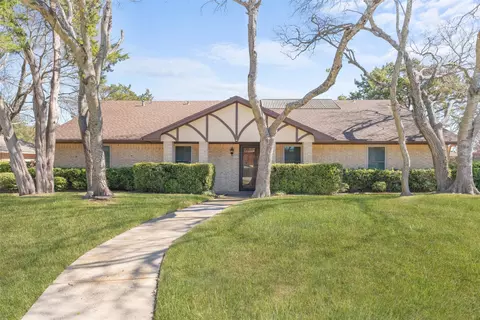 1111 Madlynne Dr, Cedar Hill, TX 75104