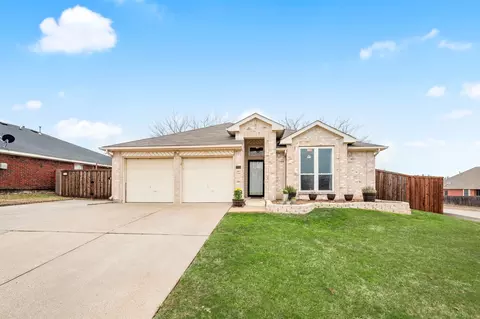 2076 Amherst Dr, Lewisville, TX 75067