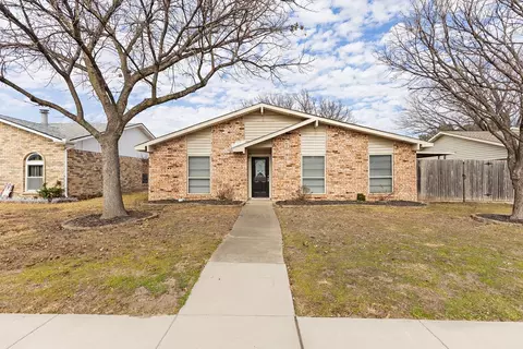 5093 Roberts Dr, The Colony, TX 75056