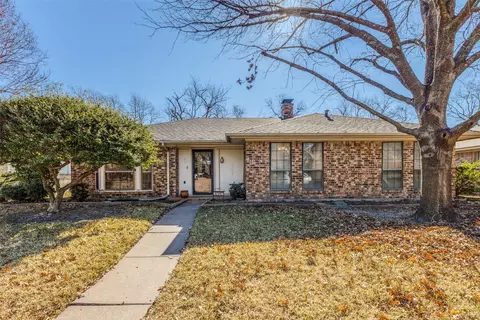 5202 Woodmeadow Dr, Garland, TX 75043