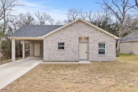 1005 Woodland Dr, West Tawakoni, TX 75474