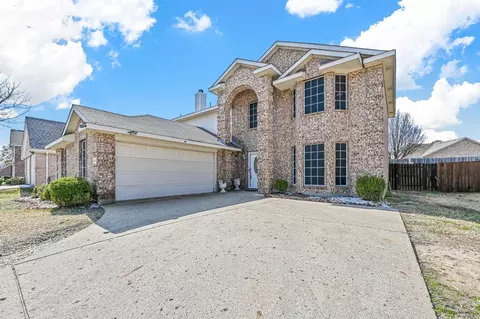 2825 Blue Heron Dr, Mesquite, TX 75181