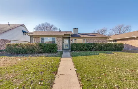 207 Aston Dr, Richardson, TX 75081
