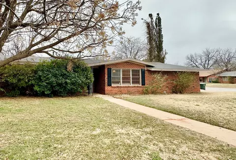 3317 Parkcrest Dr, Abilene, TX 79605