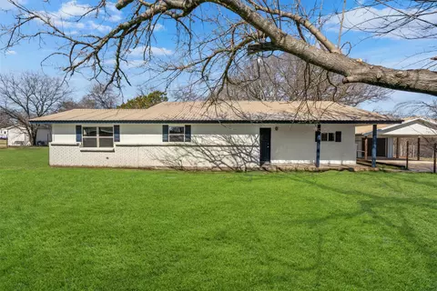 431 Valley View Dr, Azle, TX 76020