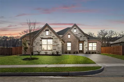 3113 Blue Hill St, Burleson, TX 76028