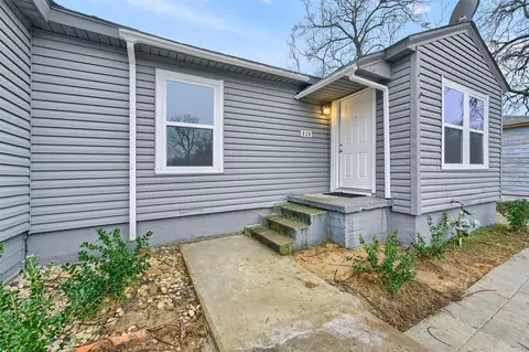 626 E Gandy St, Denison, TX 75021 photo 5