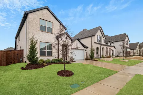 4013 Prickly Pear Ave, Aubrey, TX 76227