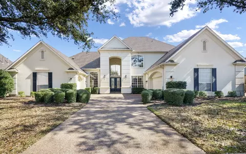809 Lake Creek Dr, Mckinney, TX 75072