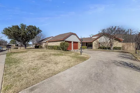 2808 Branch Hollow Dr, Mesquite, TX 75150