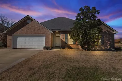 525 Columbia Cir, Bossier City, LA 71112