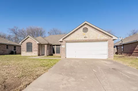 5729 Burton Ave, Fort Worth, TX 76119