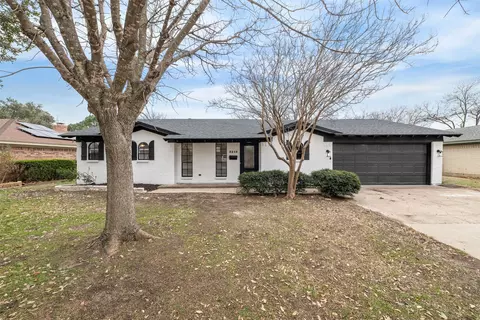 3215 Glenmont Dr, Fort Worth, TX 76133