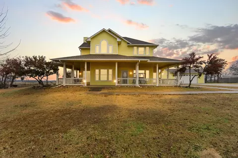 4751 S Nolan River Rd, Cleburne, TX 76033
